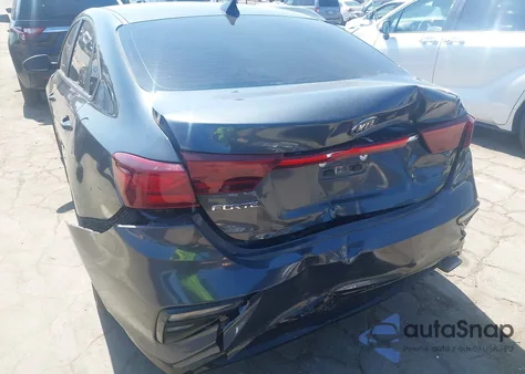 2021 Kia Forte Lxs из США, поврежденный, VIN 3KPF24AD5ME405975